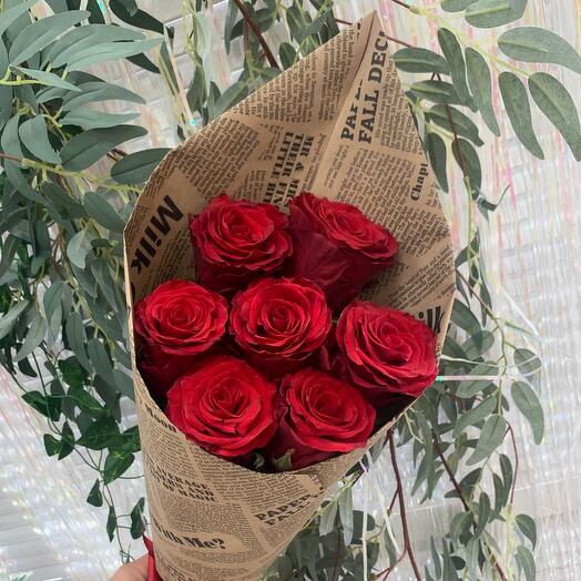 Цветы в гатчине с доставкой на дом 5 красных роз