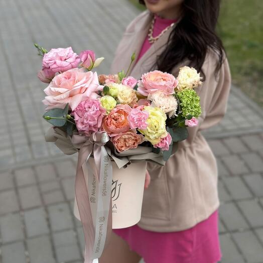 Цветы в коробке