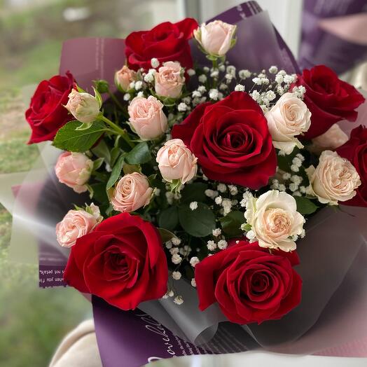 Букет красная розочка