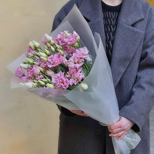 Bouquet of lisianthus