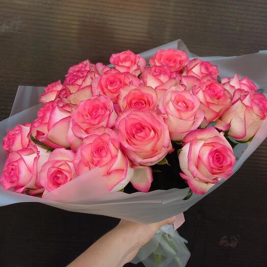 Ramo fresco de rosas grandes Premium