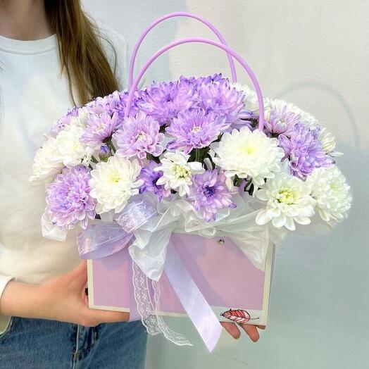 Crisantemo de lavanda en un bolso