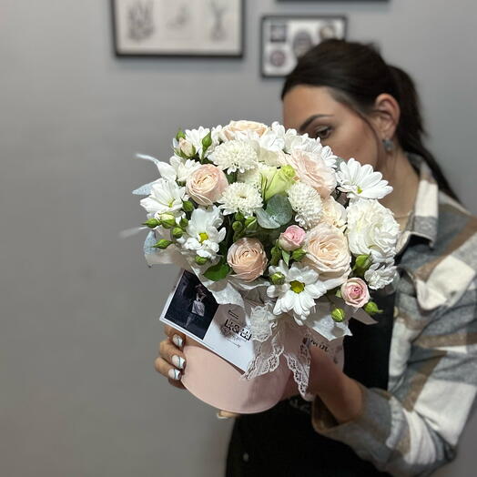 Caja delicada con rosa peonía 🤍