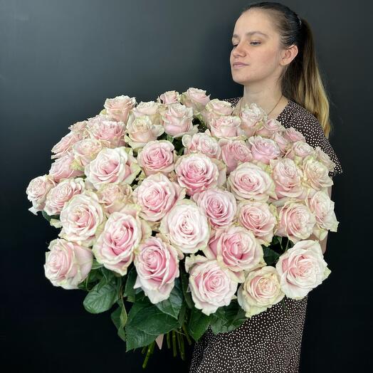 Букет из 51 Эквадорской розы