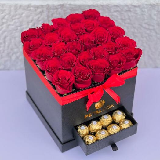 Red Roses Sweet Box