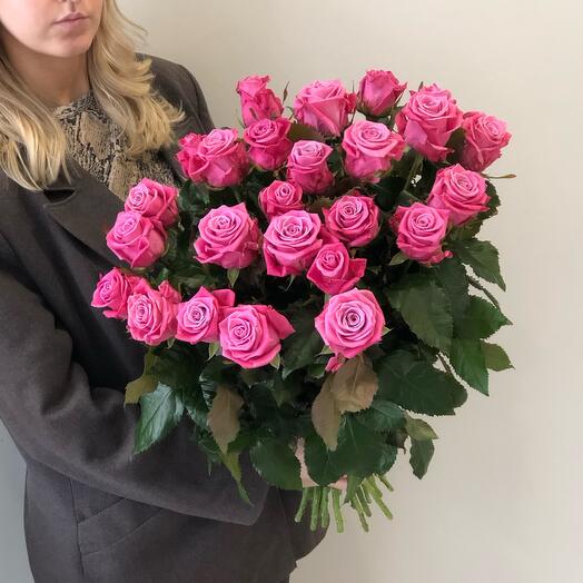 Розовые розы 25 шт