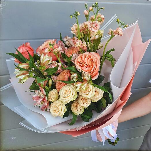 "Peach" Author's bouquet with a peony-shaped rose