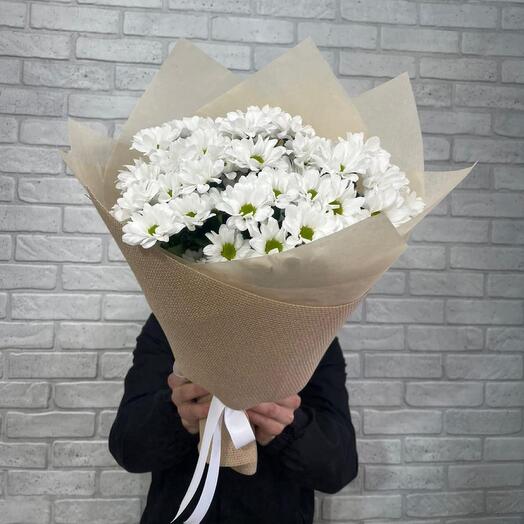 Букет кустовой ромашкой хризантемы