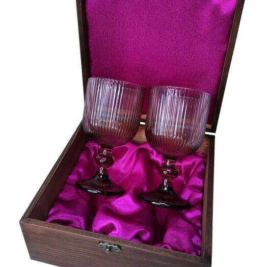 Подарочный набор для вина 2 бокала в деревянной шкатулке AmiroTrend ABW-601 fuchsia lilac