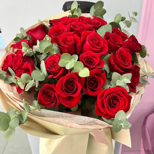 Букет из красных роз