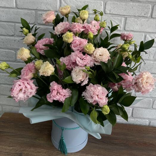 Цветы в коробке