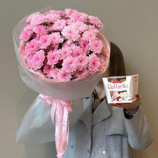 Комбо из 9 веток хризантемы и Рафаэло