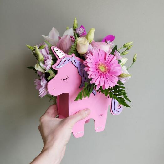 Композиция "Розовый единорог"