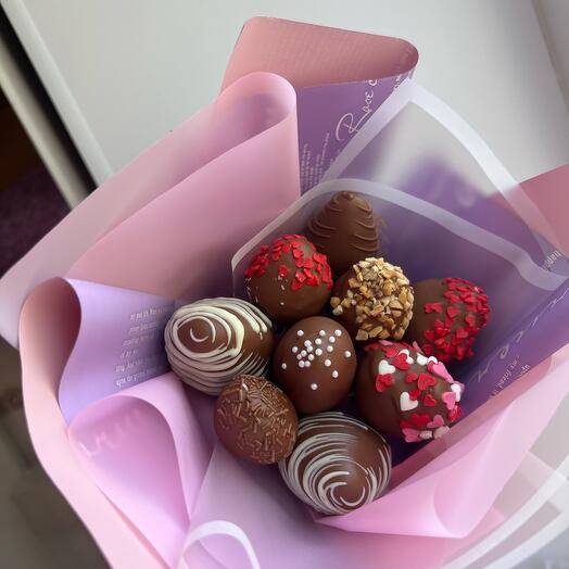 Букет 9 клубник в шоколаде