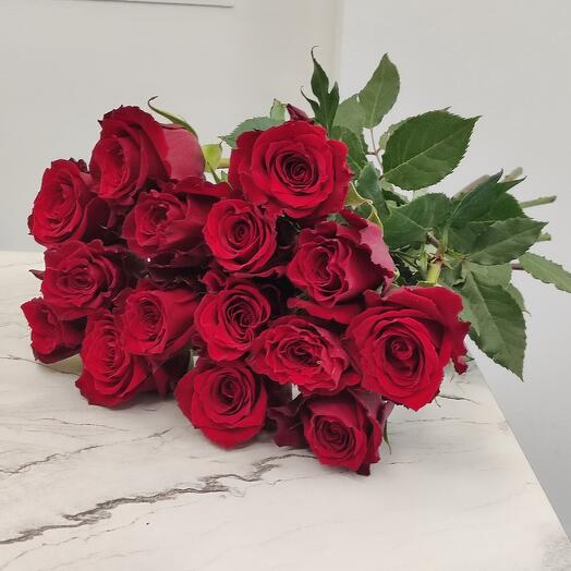 Bouquet of roses 15 pieces Ecuador 70 cm