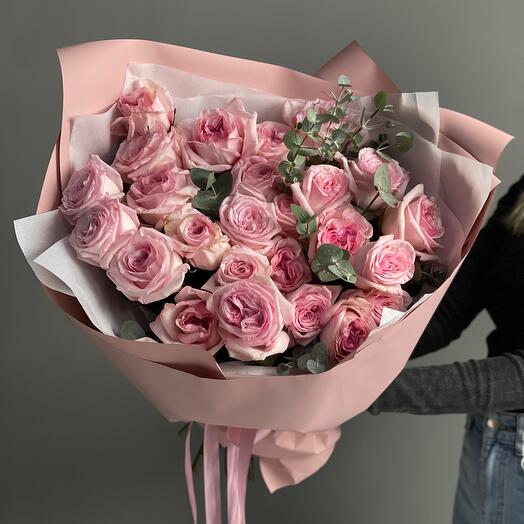 Bouquet of perfumed Pink Ohara roses