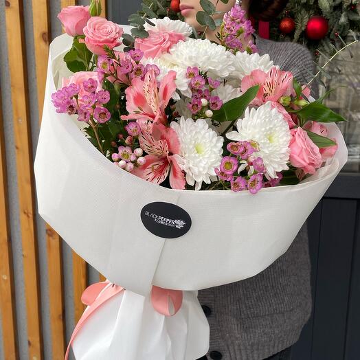 IVORY PETAL IN ENDLESS NIGHT