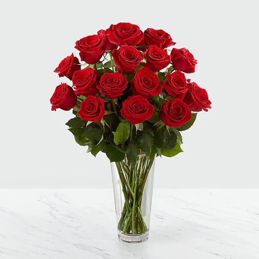 Valentine s red rose vase 211