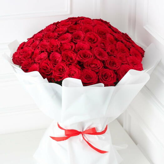 101 Red roses