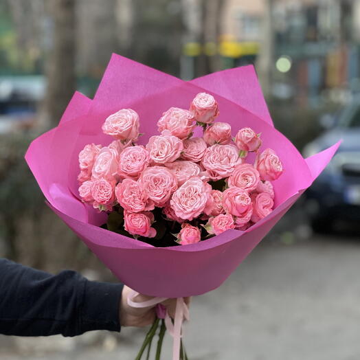 9 pink spray rose