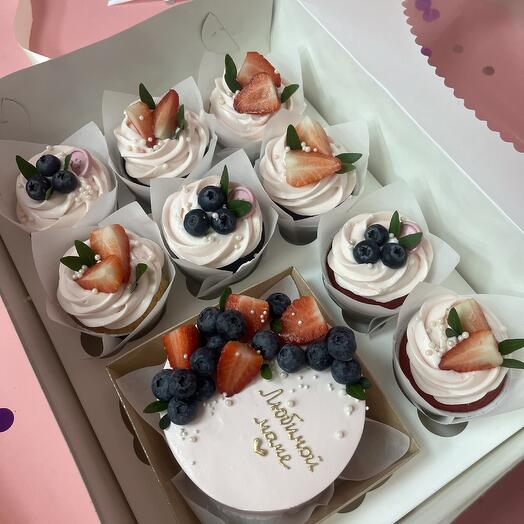 Delicado Conjunto de Bento y cupcakes