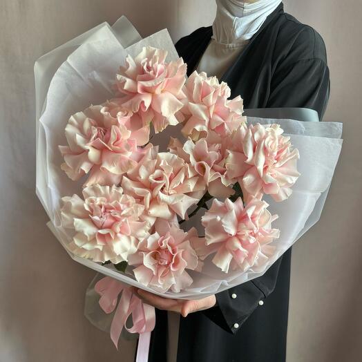 9 французских розовых роз