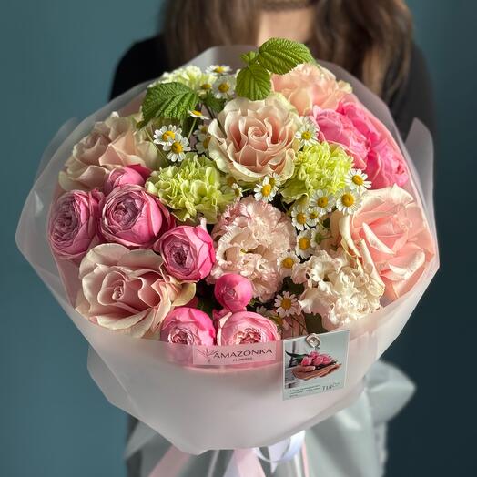 Сборный букет с малиной ВАУ 🌸
