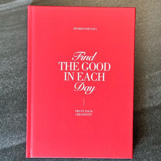 Блокнот в клетку the good in each day