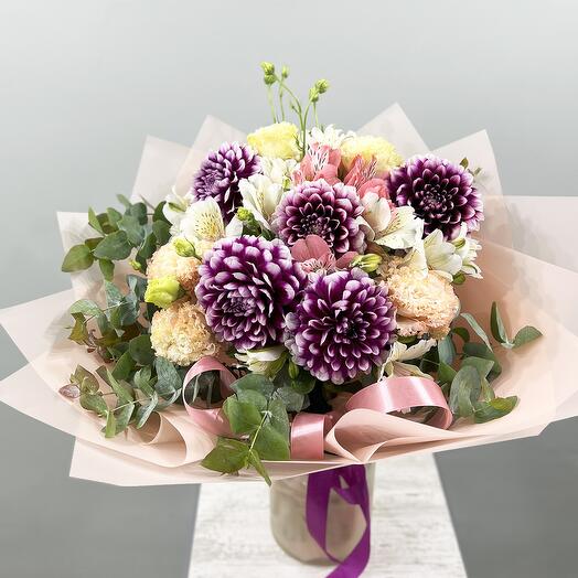 Mix with dahlias and eustoma