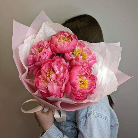 Коралловые пионы