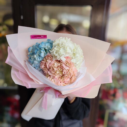 Букет из гортензий