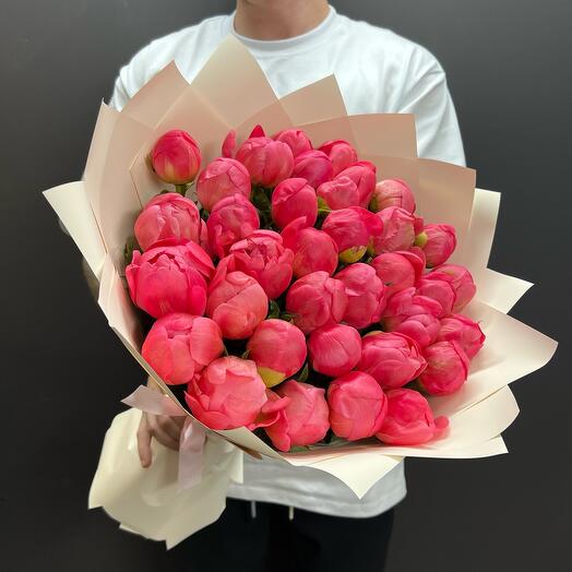 Букет из Кораловых пион