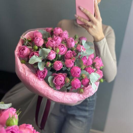 Букет кустовых пионовидных роз Мисти Баблс 💕