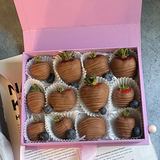 Подарочный набор Клубника в шоколаде Подарок близким (12-15 ягод🍓)