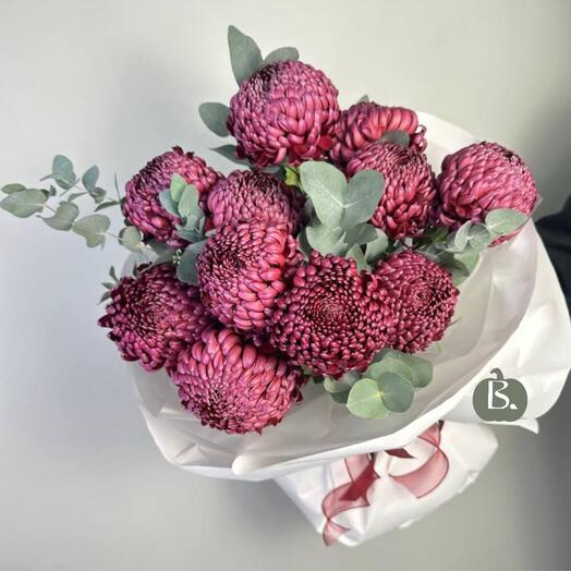 💜 Букет из хризантем «Бигуди» — фиолетовая нежность