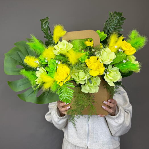 Композиция из мыльных роз «Рио-де-Жанейро» 28