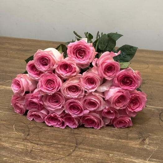 Розовые ароматные розы ( 23 шт)