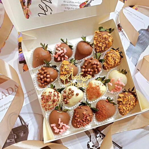 Клубника в шоколаде 🍓 ️ для любимых с топпером ️ЛЮБЛЮ ТЕБЯ ♥️