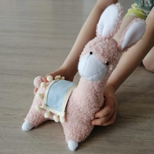 Мягкая игрушка Розовая Лама