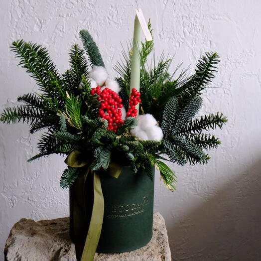 Зимняя композиция в коробке