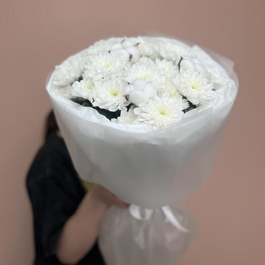 Облачко из хлопка и хризантем, белое