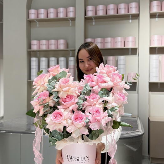 Цветы в коробке