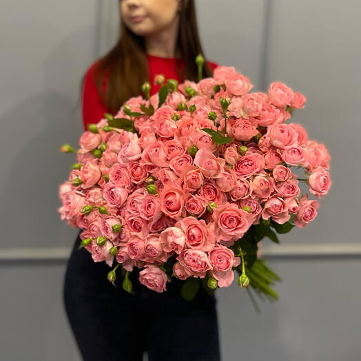 Моно букет из 51 кустовой розы