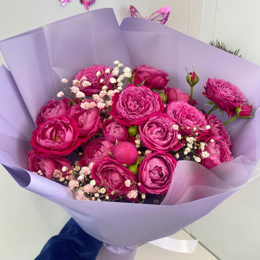 Букет Комплимент из пионовидных кустовых роз 🌸💞