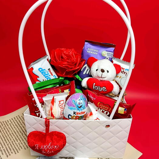 Сладкий подарок в сумочке «Признание»