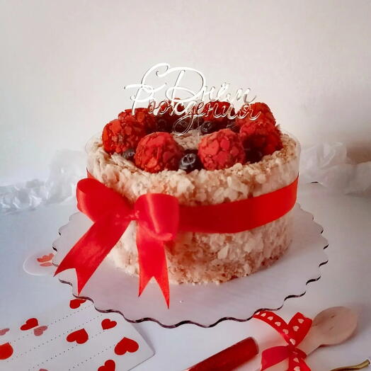 🔥 Наполеон фундучно-карамельный 2,3 кг с декором 🎀 из трюфелей и свежих ягод голубики. 💕