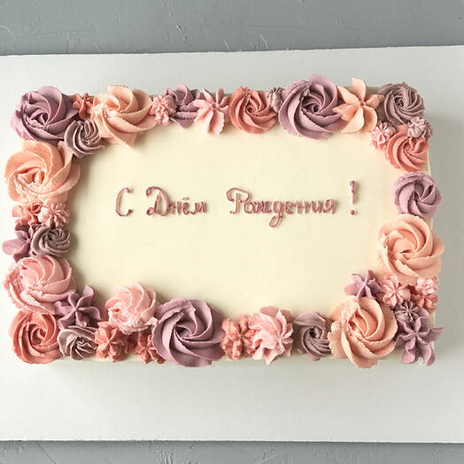 Торт с цветочным дизайном