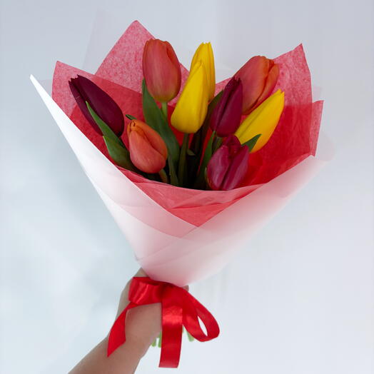 Яркий микс из тюльпанов