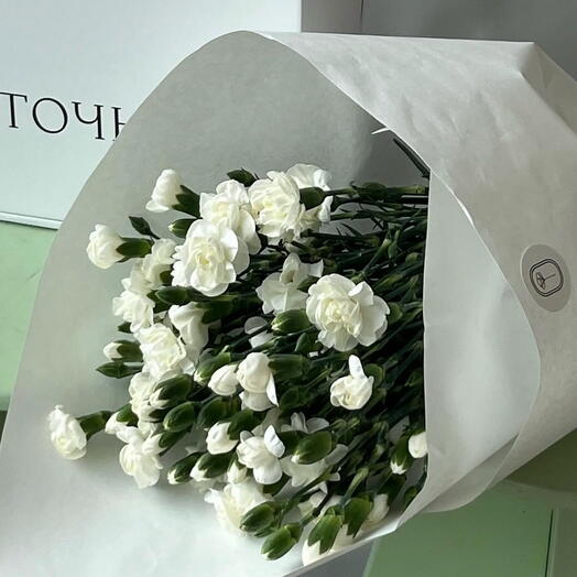 Банч из кустовой гвоздики белой 15 штук