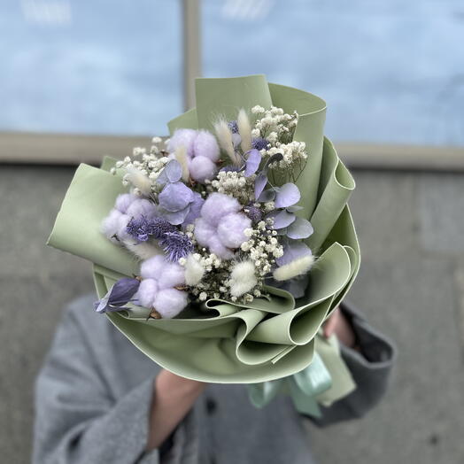 Букет 🪻«Лавандовое облако в зелени»💚🍃 белая гипсофила 🤍 воздушный хлопок💜🪻колючий эрингиум🌵